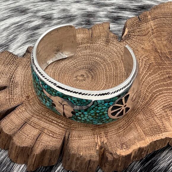 1970s Native American NAVAJO Sterling & Turquoise Chip Inlay Cuff Bracelet Steer - Picture 2 of 6